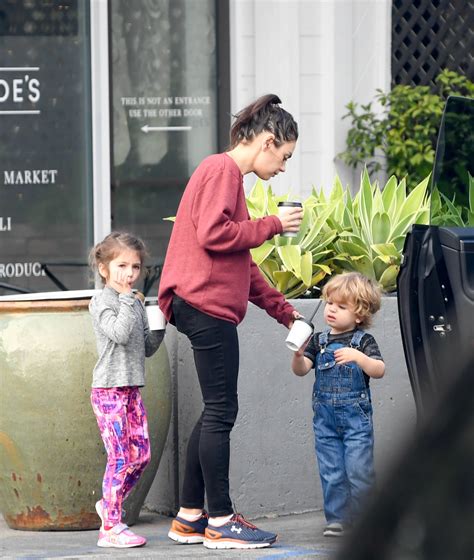 how do you say mila kunis|mila kunis figli.